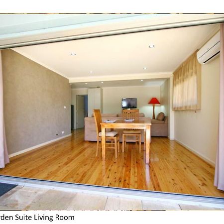 Southview Guest House Wollongong Buitenkant foto